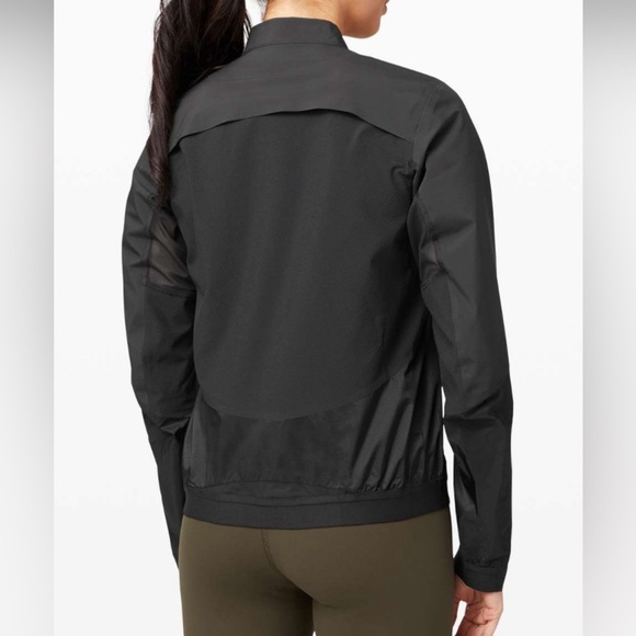 Lululemon Run On Jacket Size 8 - Picture 8 of 9
